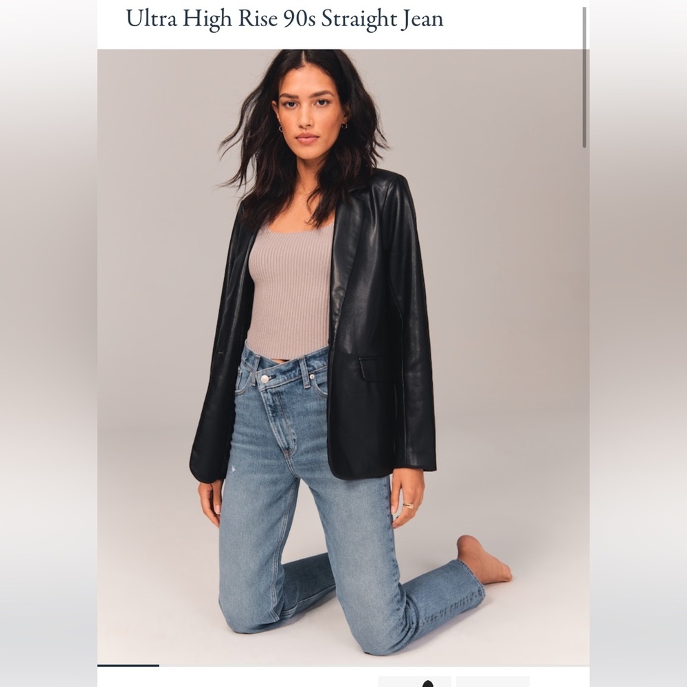 Abercrombie ultra high rise 90s straight jeans (worn once!!)